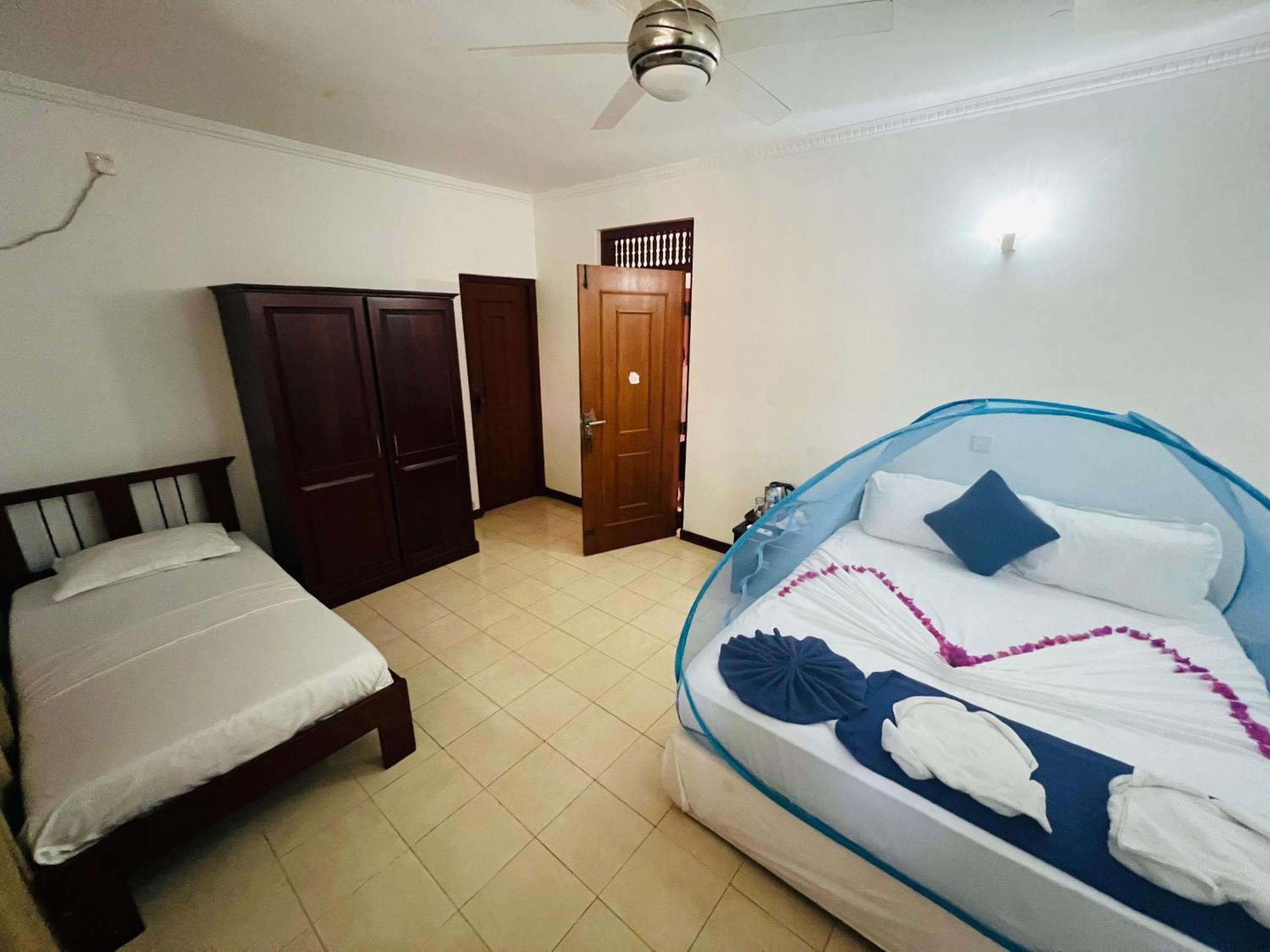 Ocean Beauty Guest House Негомбо Экстерьер фото
