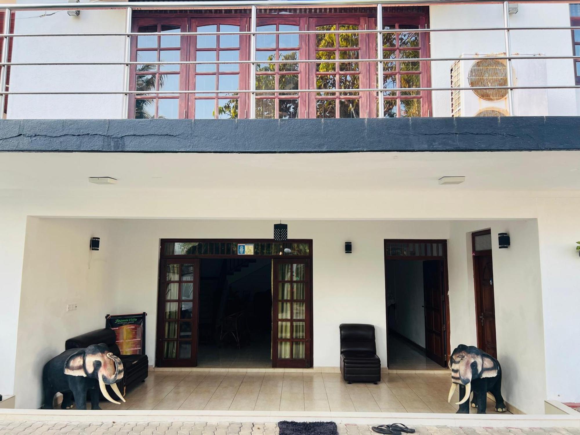 Ocean Beauty Guest House Негомбо Экстерьер фото