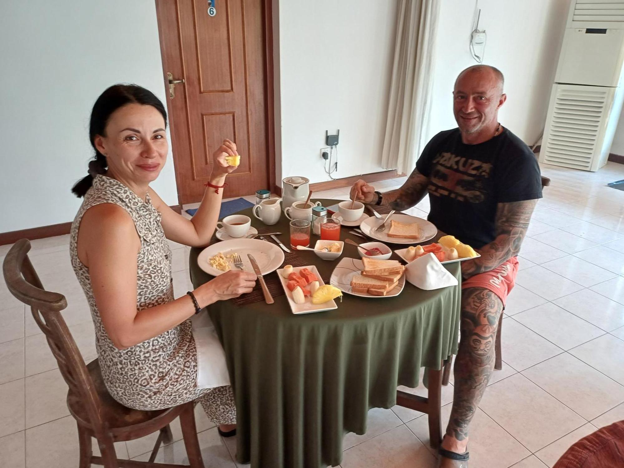 Ocean Beauty Guest House Негомбо Экстерьер фото